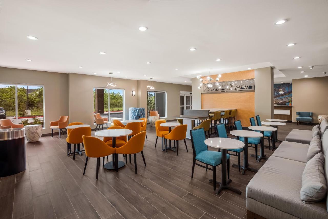 La Quinta Inn & Suites By Wyndham Sulphur Lake Charles 外观 照片